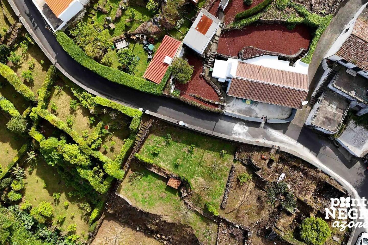 Charming Country House By Ponta Negra Azores Altares Exterior foto